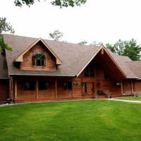 Custom Home Exteriors in Eagle River