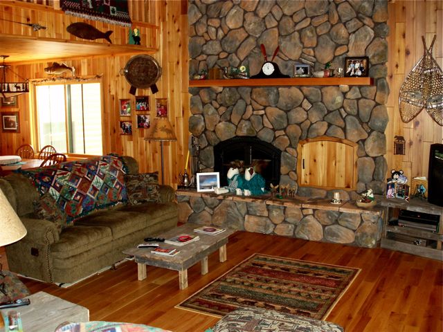 Northwoods Fireplace Design for your Custom Home